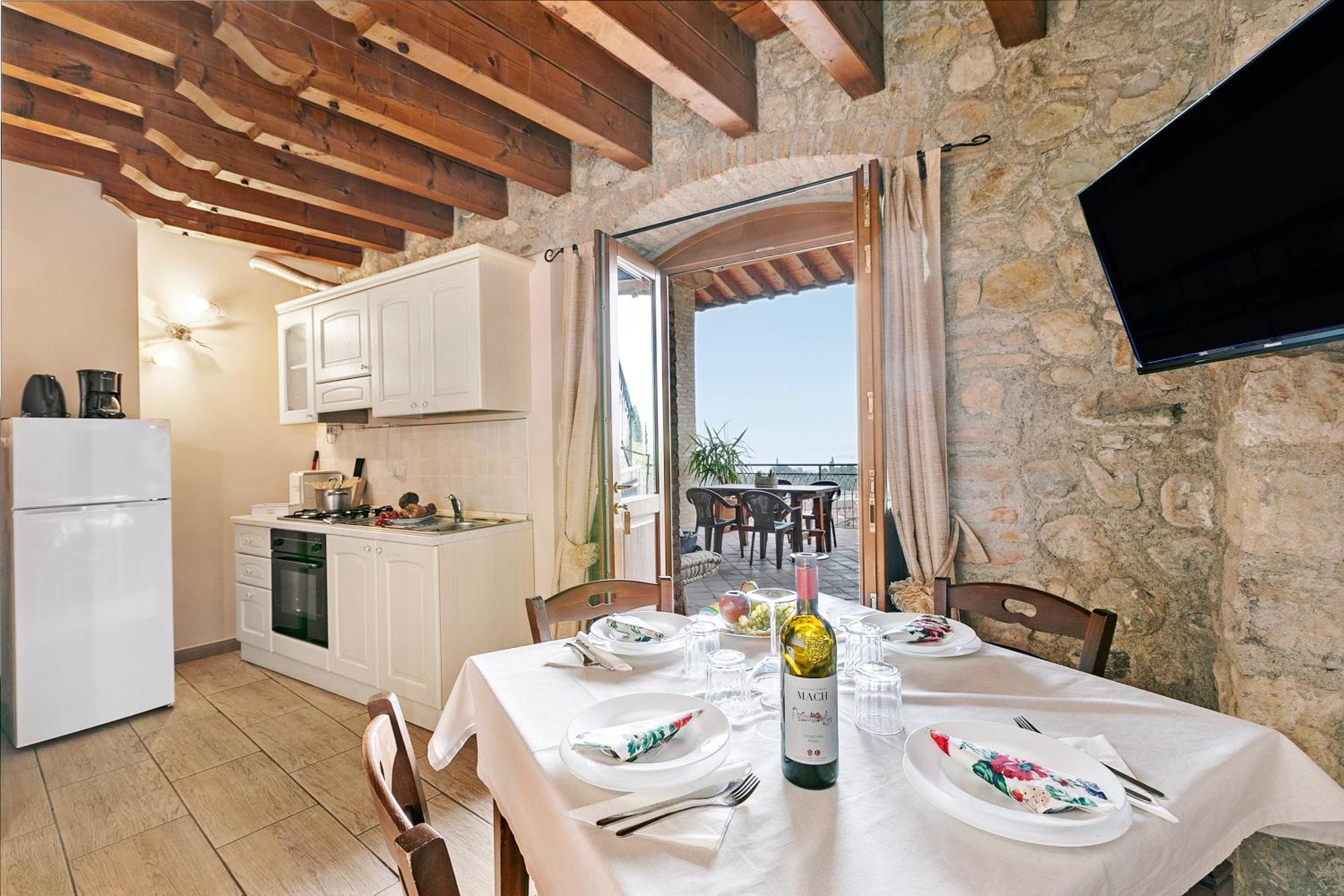 Vakantieboerderij Cascina Crocelle With View And Shared Pool