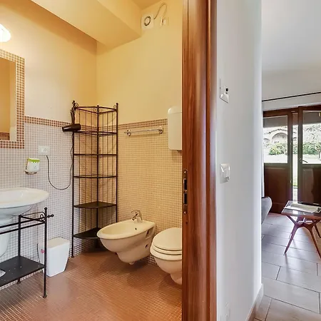Cascina Crocelle With Lake View And Shared Pool Padenghe sul Garda Exterior photo
