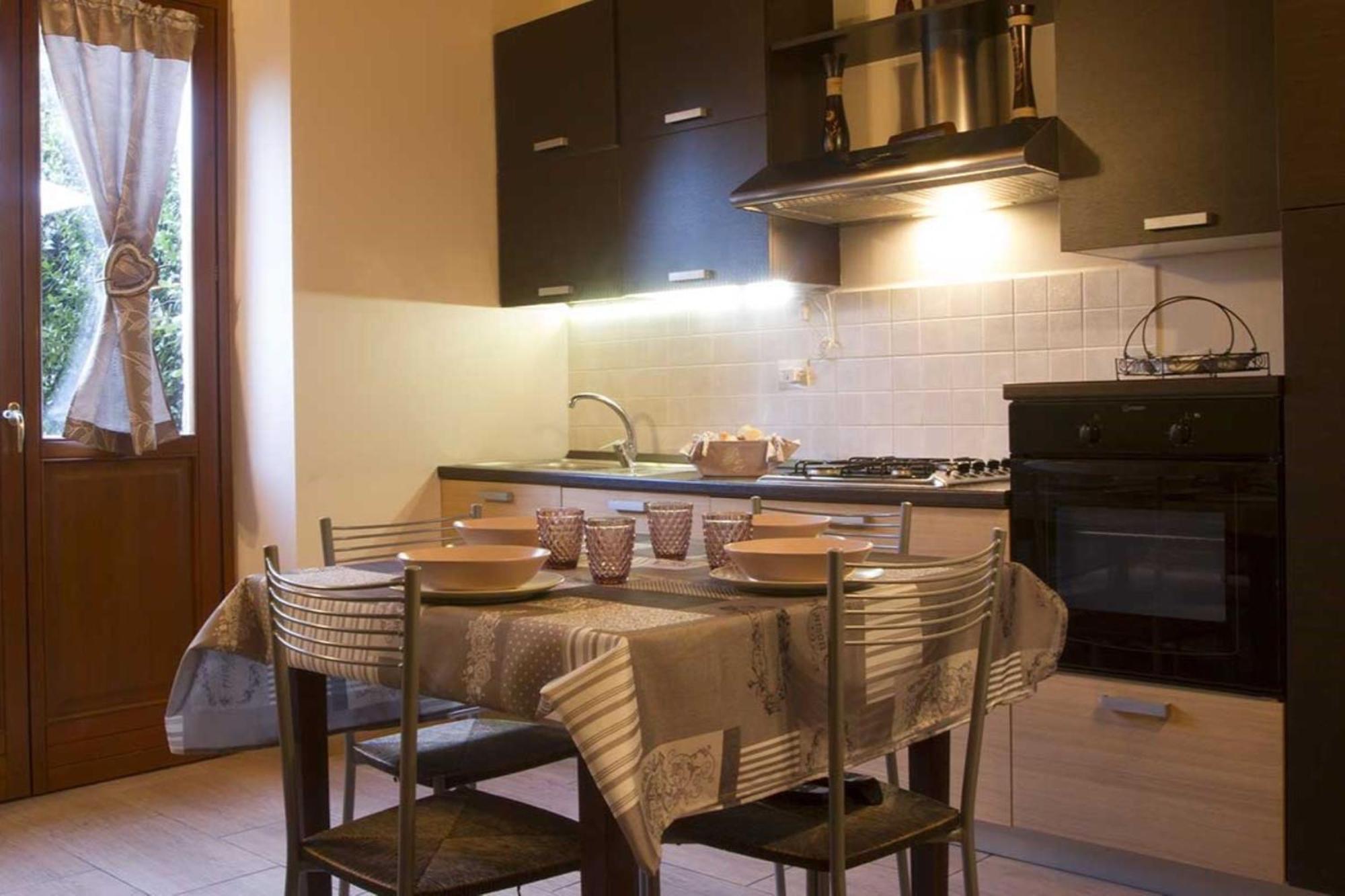 Cascina Crocelle With View And Shared Pool Farm stay
