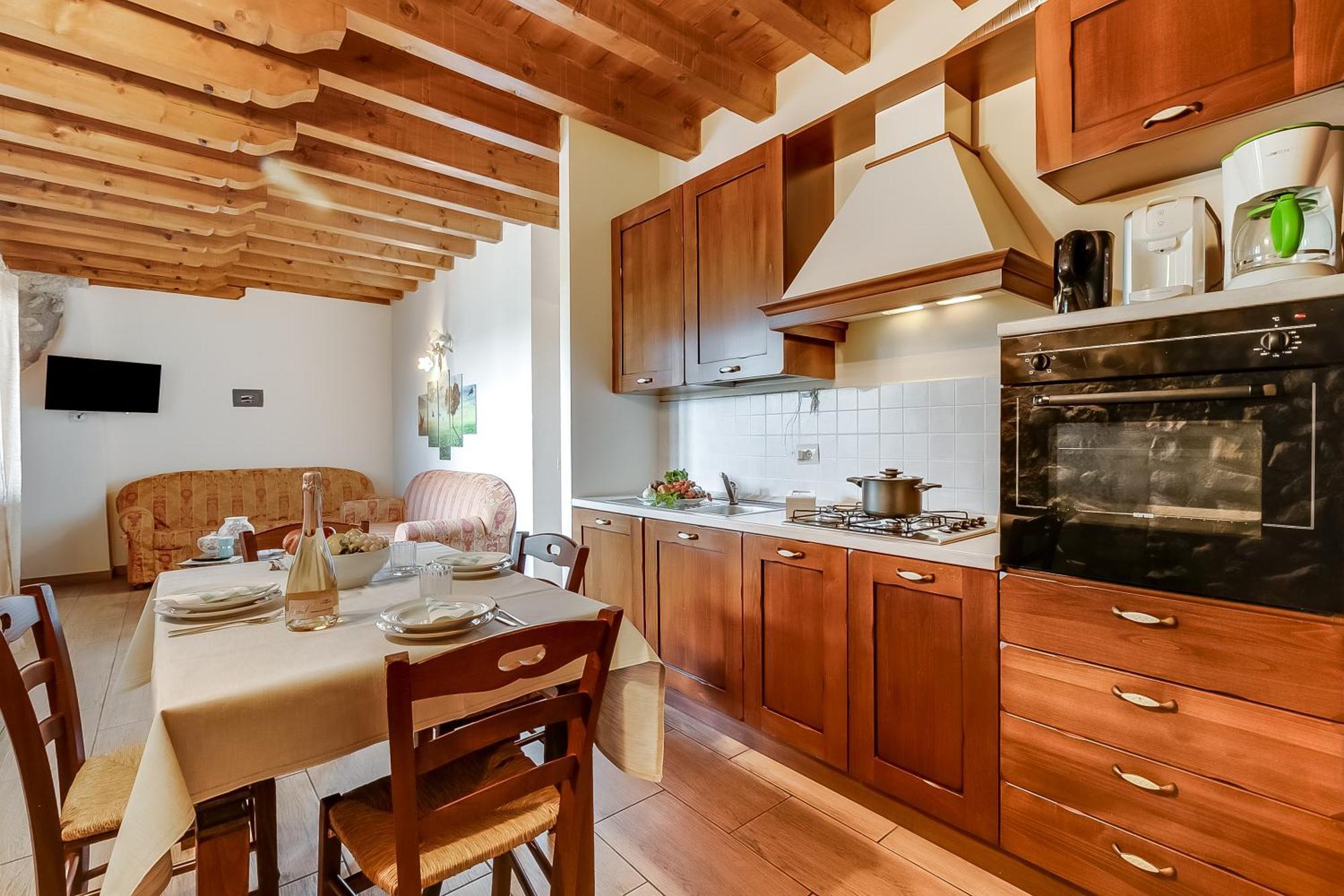 Cascina Crocelle With View And Shared Pool Farm stay