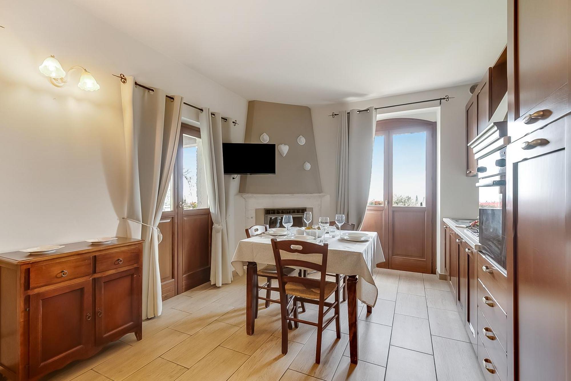 Bauernhof Cascina Crocelle With View And Shared Pool *