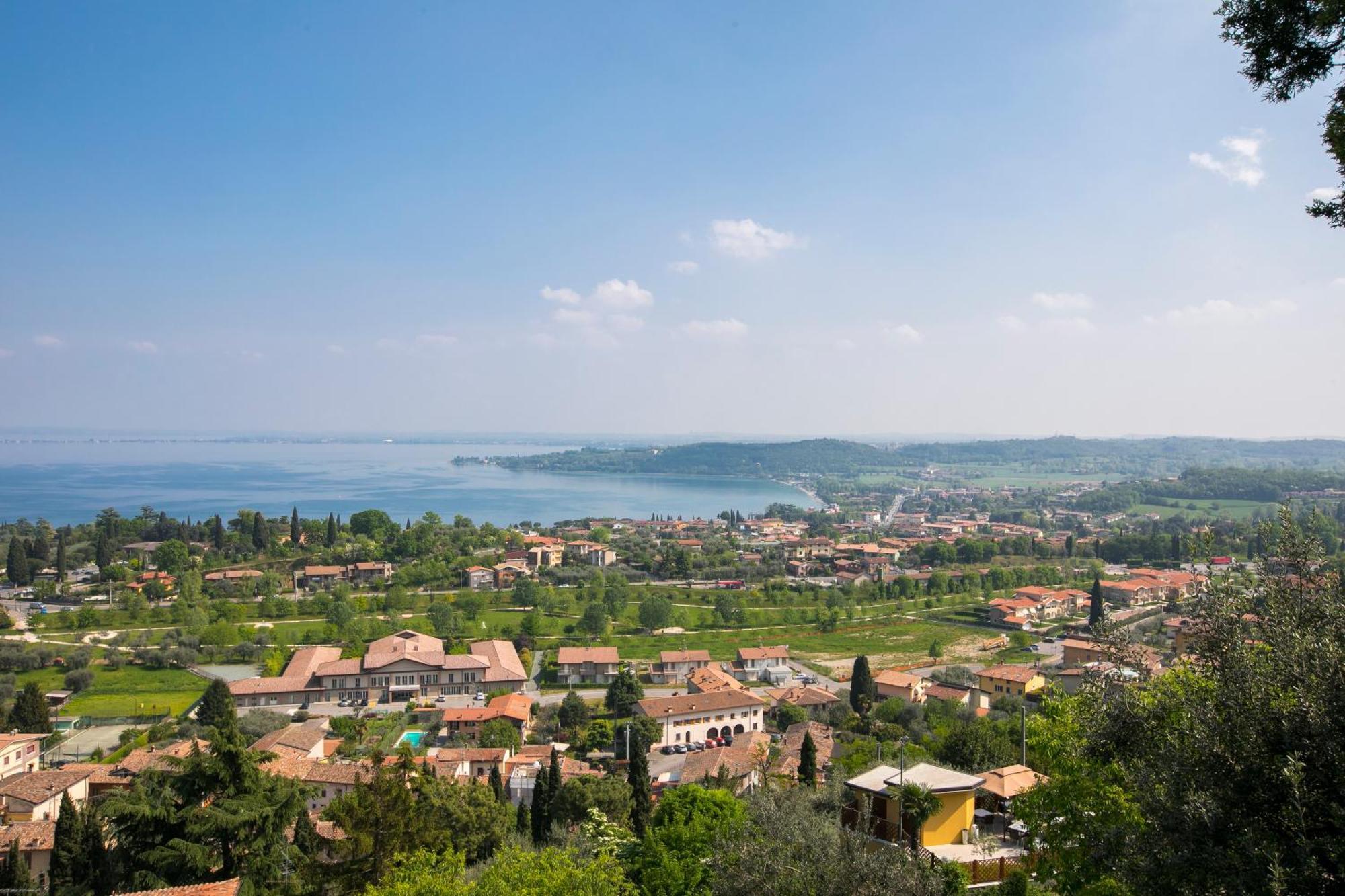 Cascina Crocelle With View And Shared Pool Bauernhof *